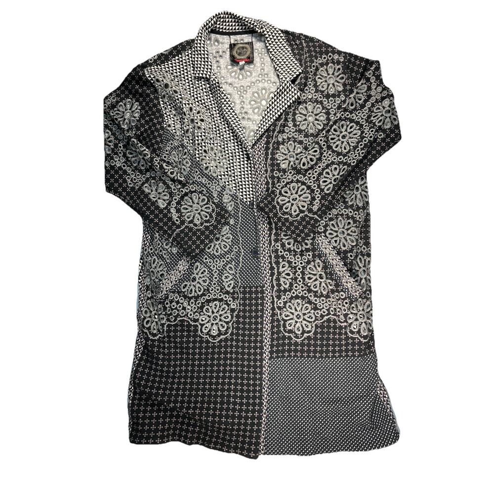 Johnny Was Biya Embroidered Descanso Tunic Top Blouse size XL Black And Gray